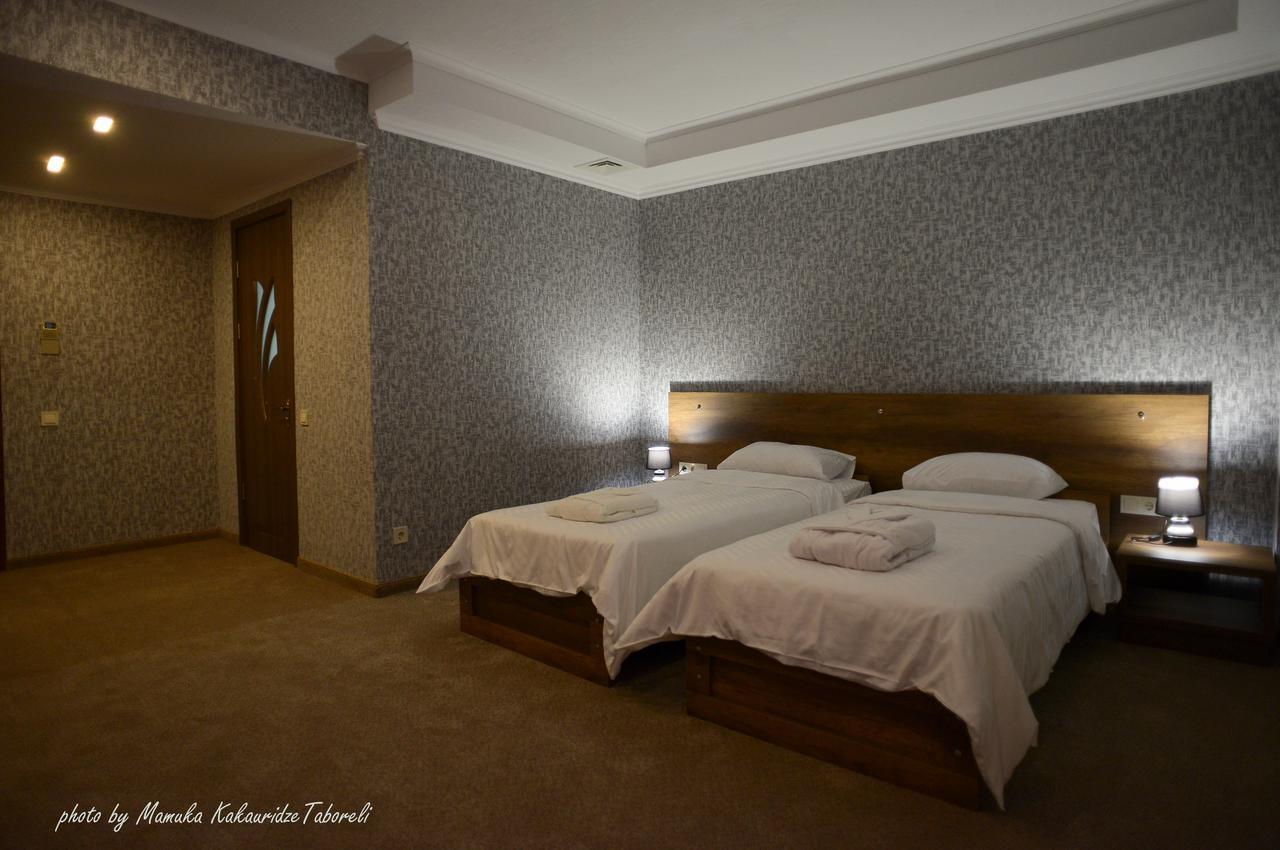 Apartment White Bridge Kutaisi Exterior photo