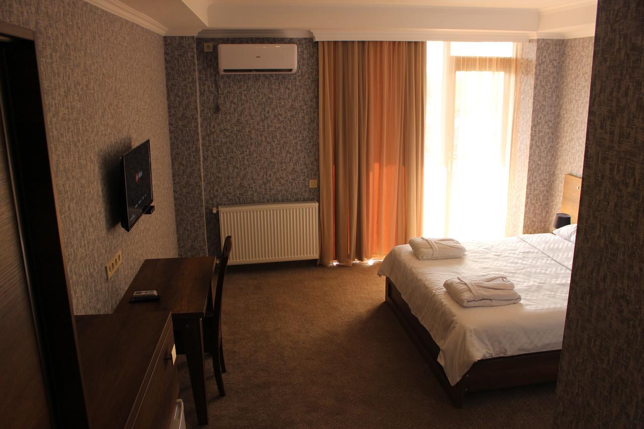 Apartment White Bridge Kutaisi Exterior photo