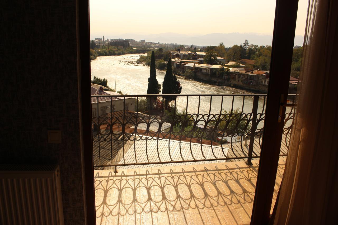 Apartment White Bridge Kutaisi Exterior photo